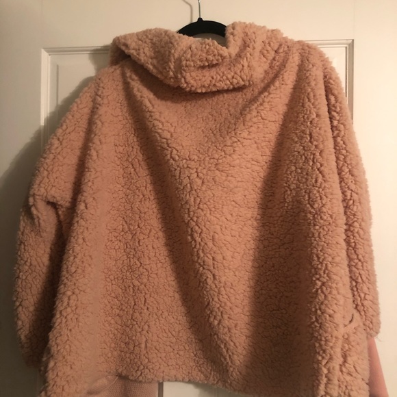 Teddy Bear Jacket - Picture 2 of 4